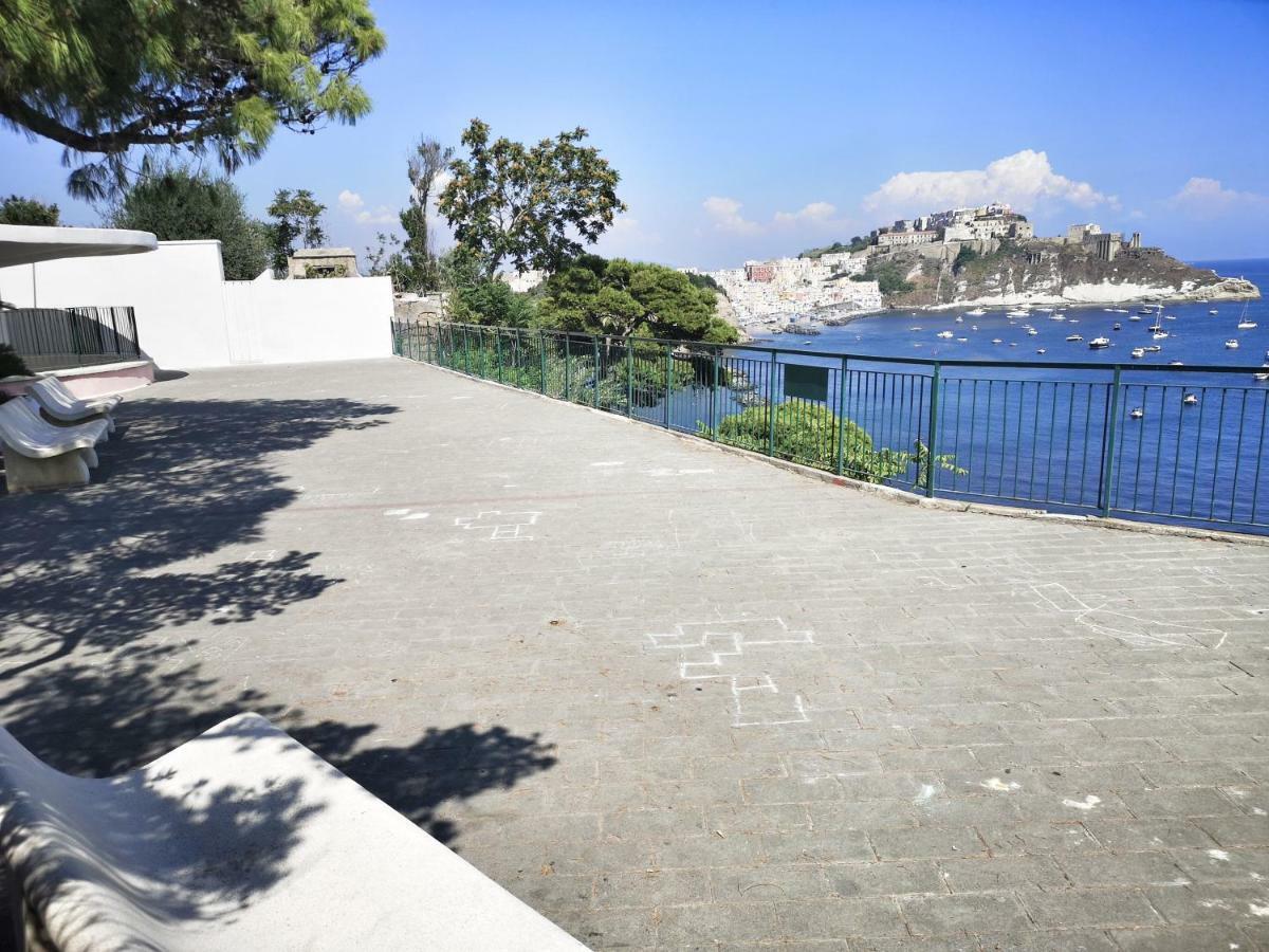 Calise Guest House Procida Buitenkant foto